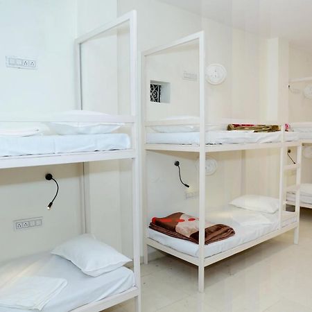 The Charlie'S Hostel Új-Delhi Kültér fotó